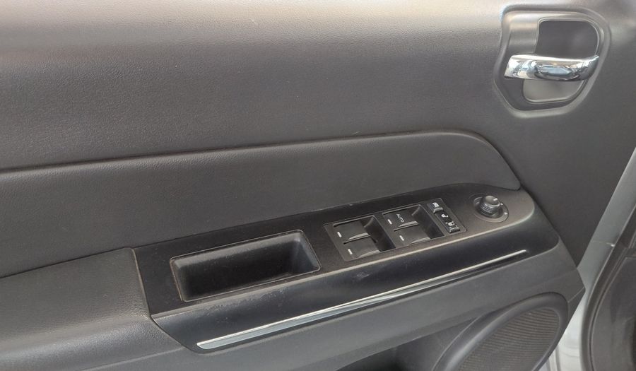 Jeep Compass 2.4 AUTO LIMITED 4WD Suv 2013