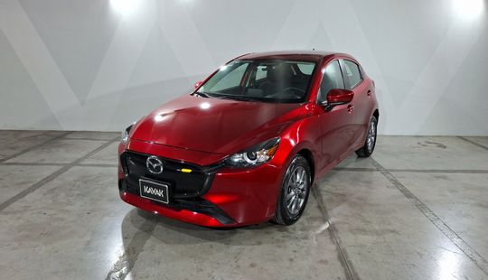 Mazda • Mazda 2