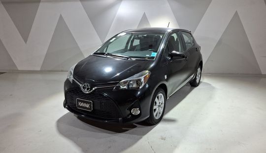 Toyota • Yaris