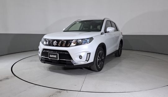 Suzuki • Vitara