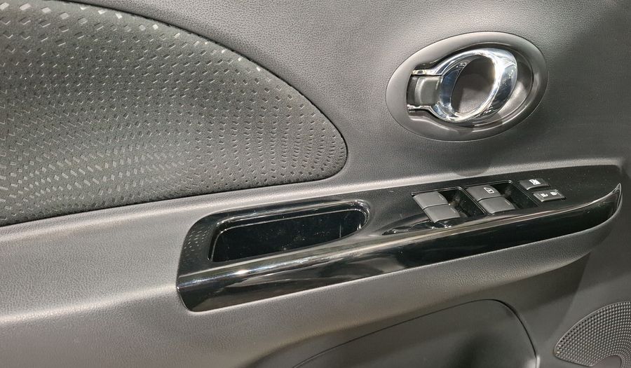 Nissan March 1.6 ADVANCE Hatchback 2024