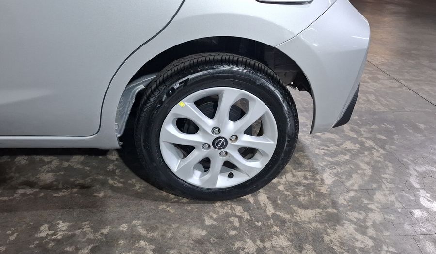 Nissan March 1.6 ADVANCE Hatchback 2024