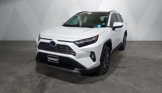 Toyota • RAV4