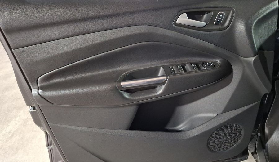 Ford Escape 2.5 S PLUS AT Suv 2017