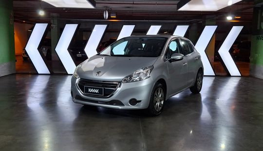 Peugeot • 208