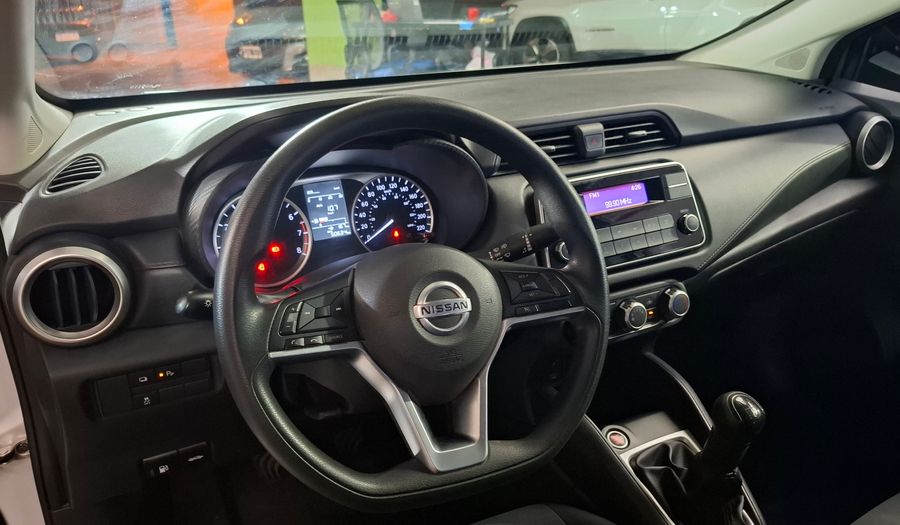 Nissan Versa 1.6 SENSE Sedan 2021
