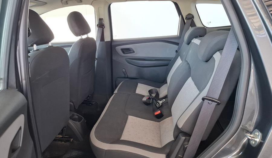 Chevrolet Spin 1.8 LT 5S Minivan 2017