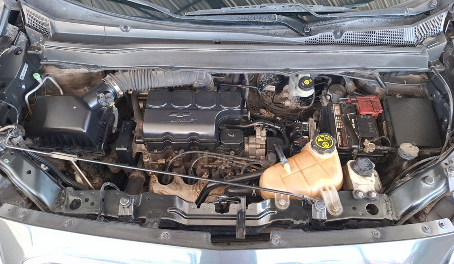 Chevrolet Spin 1.8 LT 5S Minivan 2017