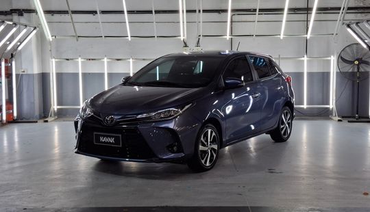 Toyota • Yaris