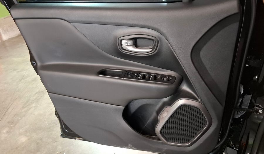 Jeep Renegade 1.3 T270 LONGITUDE AUTO Suv 2025