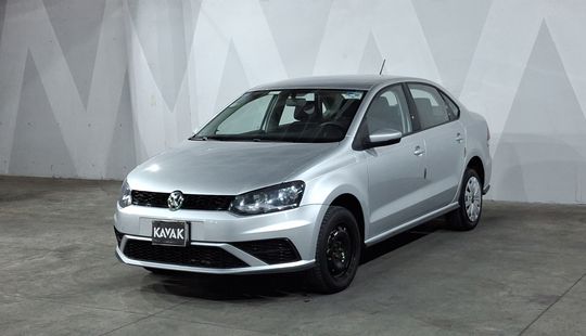 Volkswagen • Vento