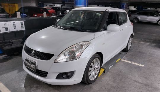 Suzuki • Swift