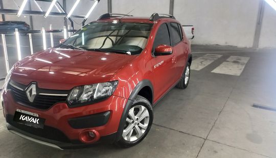 Renault • Sandero Stepway
