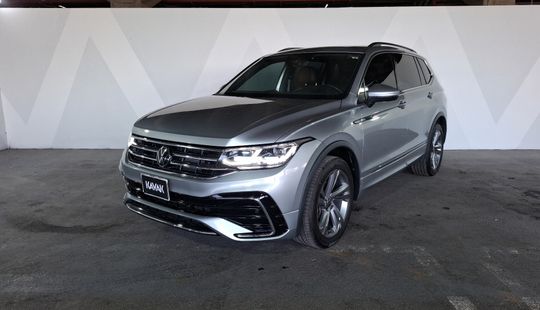 Volkswagen • Tiguan