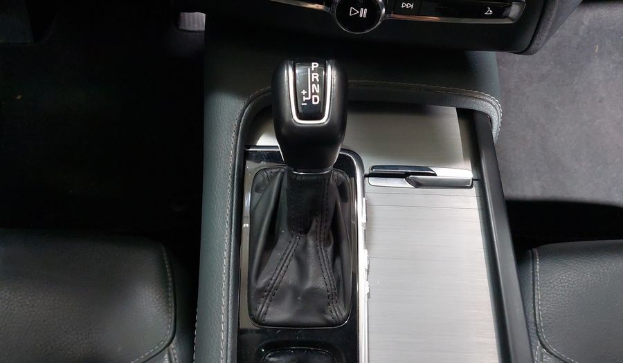 Volvo Xc90 2.0 T6 MOMENTUM AUTO AWD Suv 2021