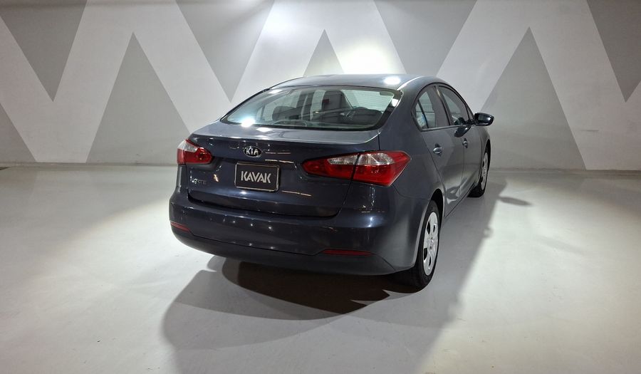 Kia Forte 2.0 LX MT Sedan 2016