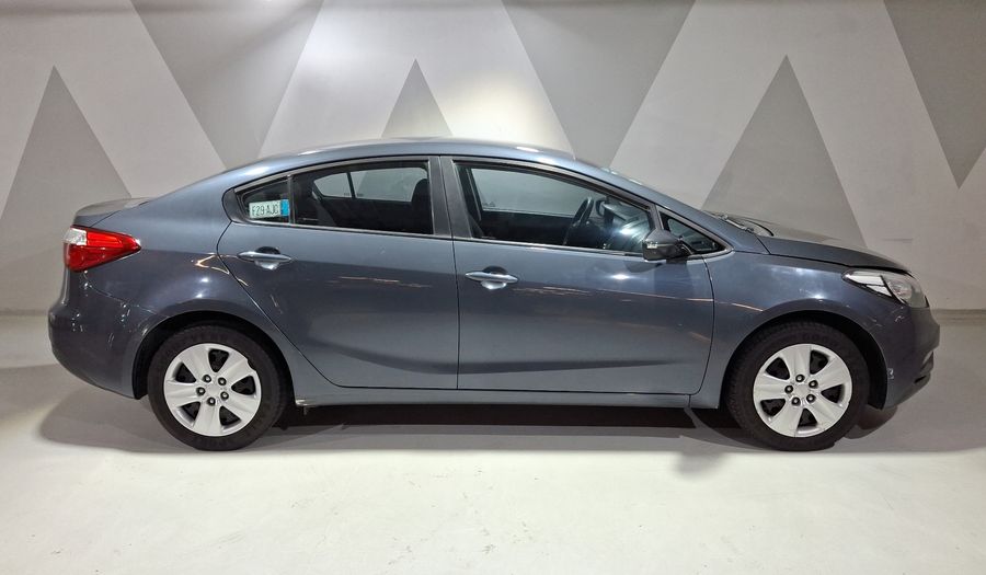 Kia Forte 2.0 LX MT Sedan 2016