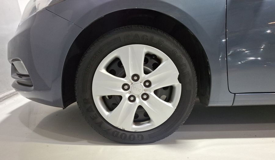 Kia Forte 2.0 LX MT Sedan 2016