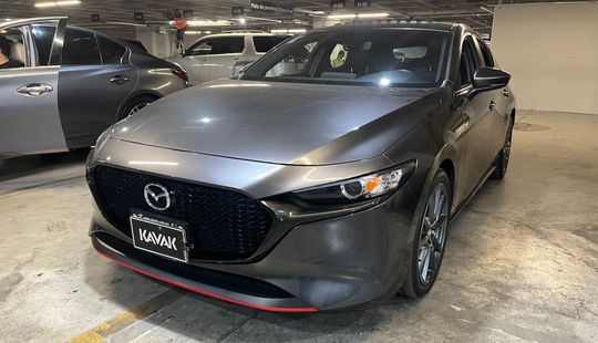 Mazda • Mazda 3