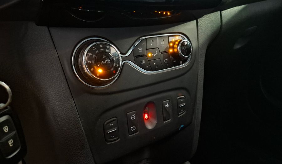 Renault Sandero Stepway 1.6 STEPWAY PRIVILEGE Hatchback 2017