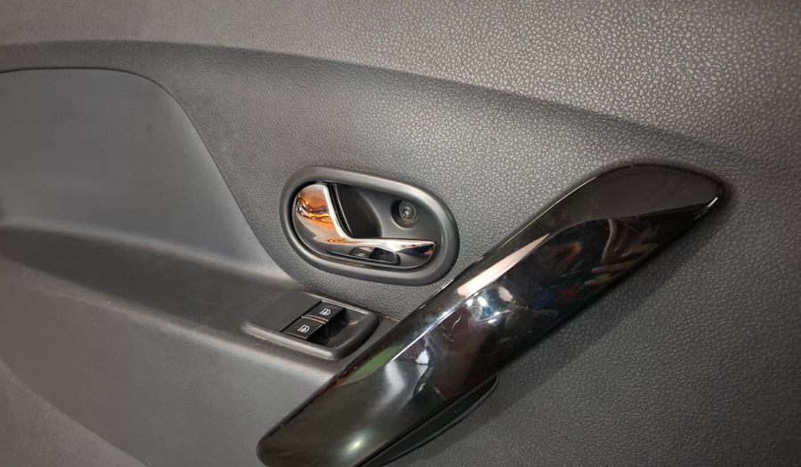 Renault Sandero Stepway 1.6 STEPWAY PRIVILEGE Hatchback 2017