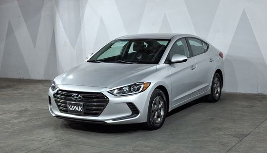 Hyundai • Elantra