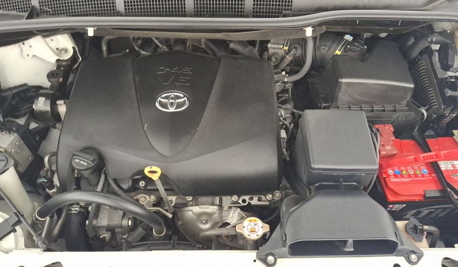 Toyota Sienna 3.5 XLE AUTO Minivan 2019