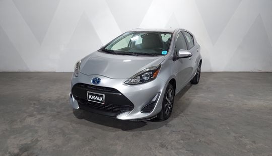 Toyota • Prius C