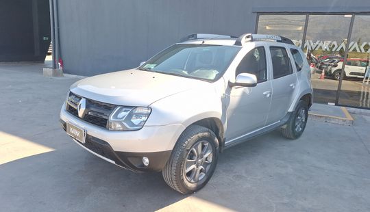 Renault • Duster