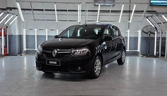 Renault • Sandero