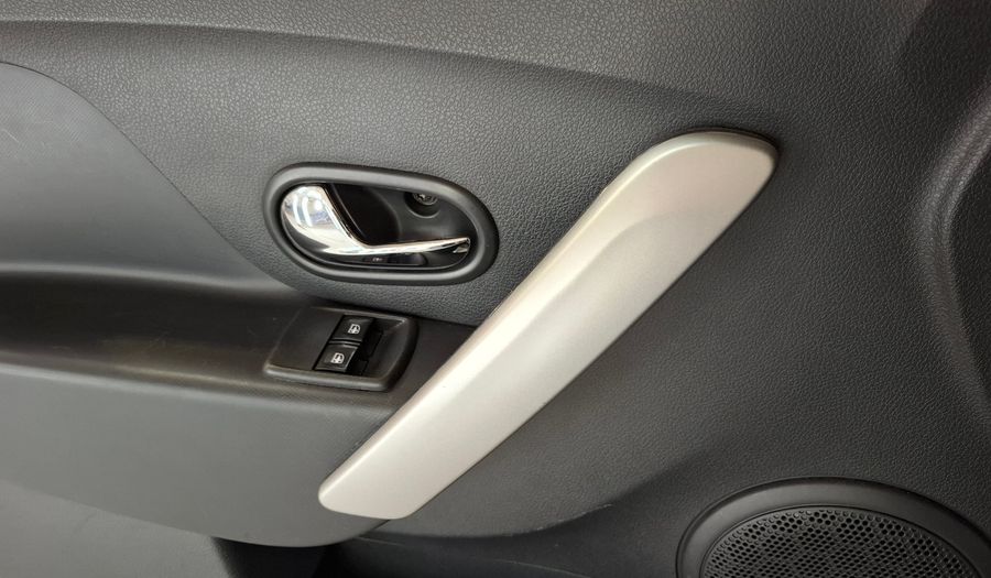 Renault Sandero 1.6 DYNAMIQUE Hatchback 2019