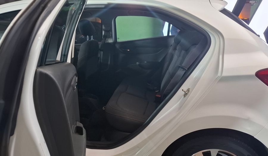 Chevrolet Onix 1.4 LTZ AT Hatchback 2015