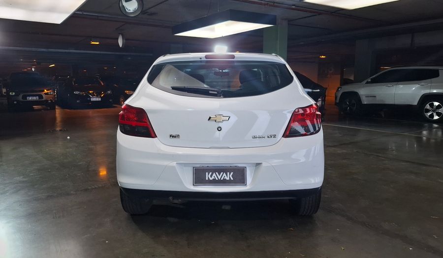 Chevrolet Onix 1.4 LTZ AT Hatchback 2015