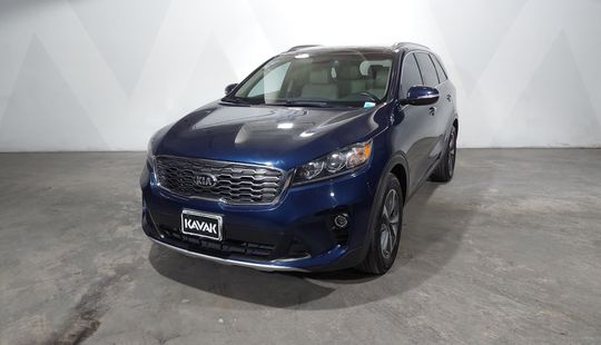 Kia • Sorento