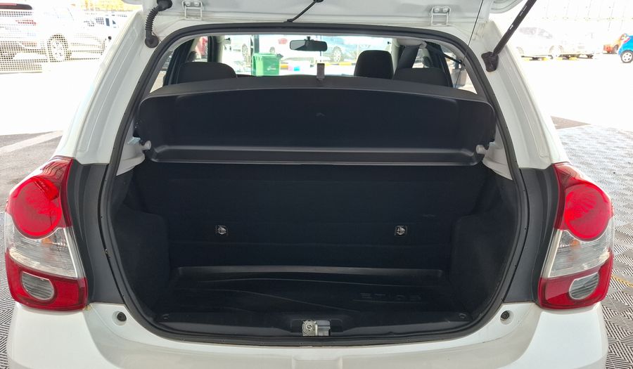 Toyota Etios 1.5 XLS PACK Hatchback 2023