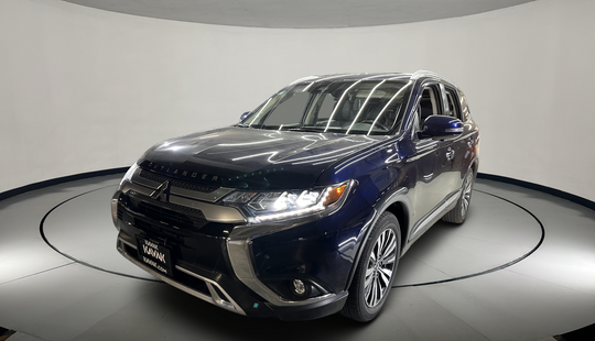 Mitsubishi • Outlander