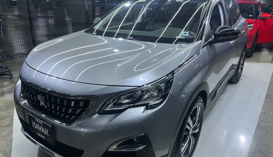 Peugeot • 3008