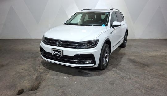 Volkswagen • Tiguan