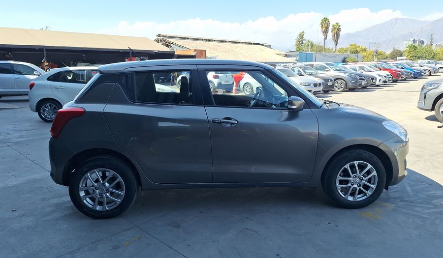 Suzuki Swift 1.2 AUTO GLX Hatchback 2021