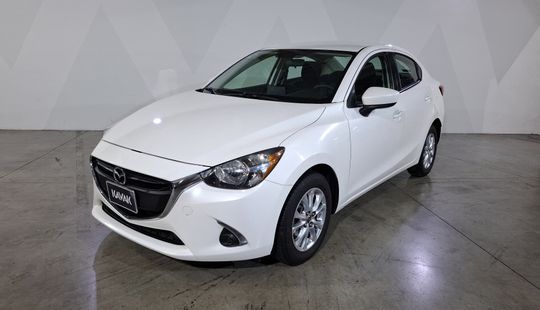 Mazda • Mazda 2