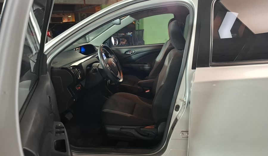 Toyota Etios 1.5 XLS AUTO Sedan 2021