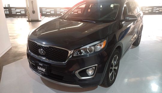 Kia • Sorento