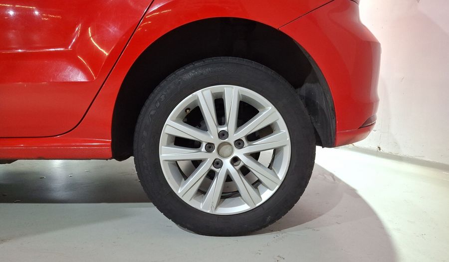 Volkswagen Polo 1.2 TSI DSG Hatchback 2016