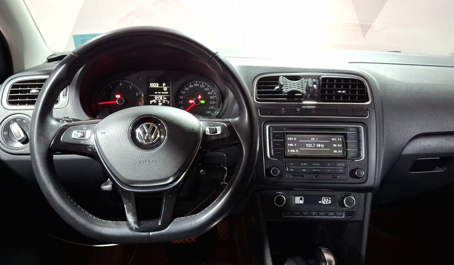 Volkswagen Polo 1.2 TSI DSG Hatchback 2016