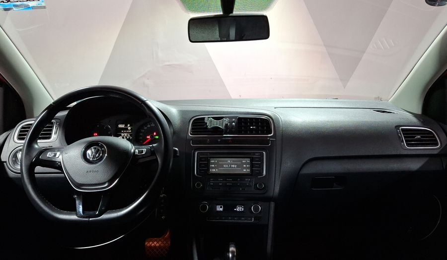 Volkswagen Polo 1.2 TSI DSG Hatchback 2016