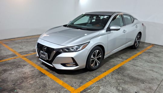 Nissan • Sentra