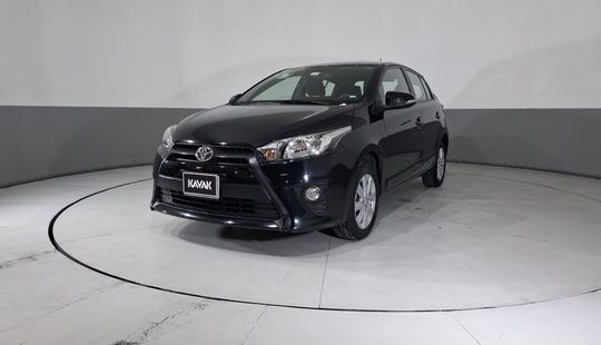 Toyota • Yaris