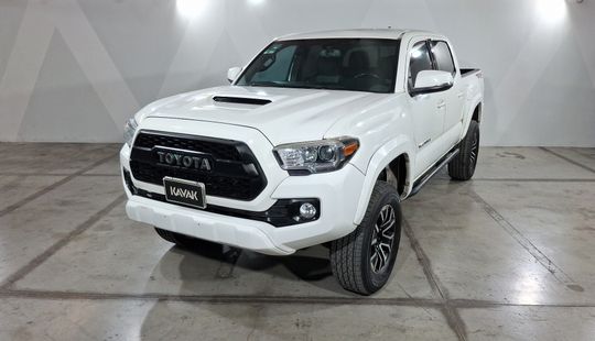Toyota • Tacoma