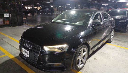 2016 • 94,000 km • Automático