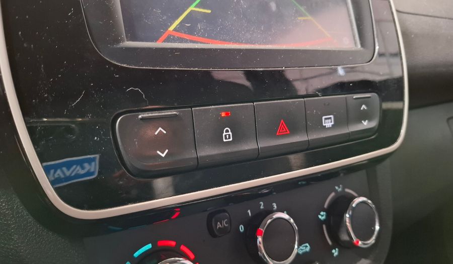 Renault Kwid 1.0 ICONIC Hatchback 2018